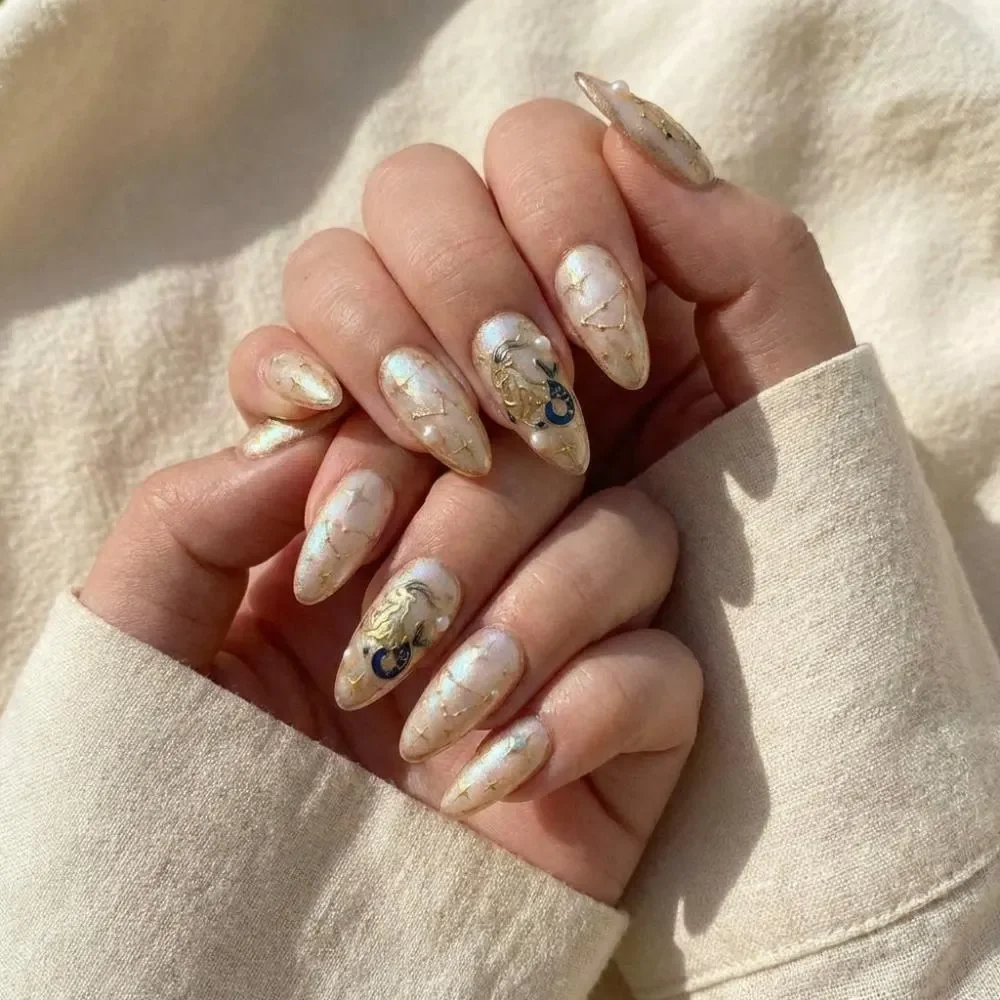 press on nails, custom press on nails, fake nails, Nails Art, stained glass nails, gold press on nails, 3d press on nails, luxury press on nails, handmade press on nails
