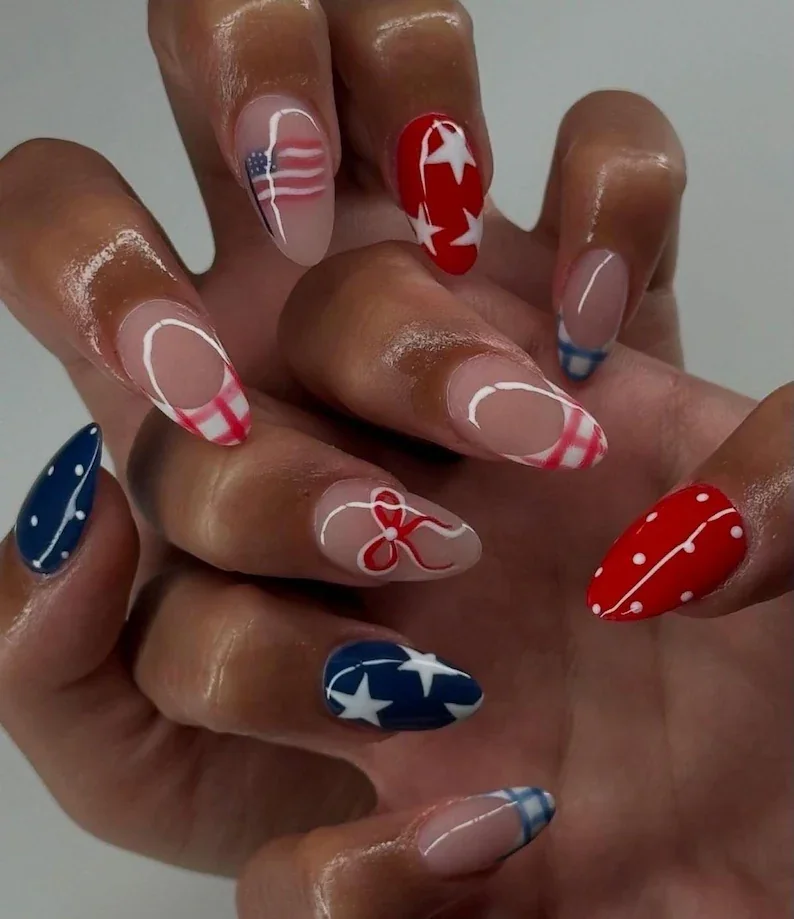 press on nails, custom press on nails, fake nails, Nails Art, stained glass nails, gold press on nails, 3d press on nails, luxury press on nails, handmade press on nails