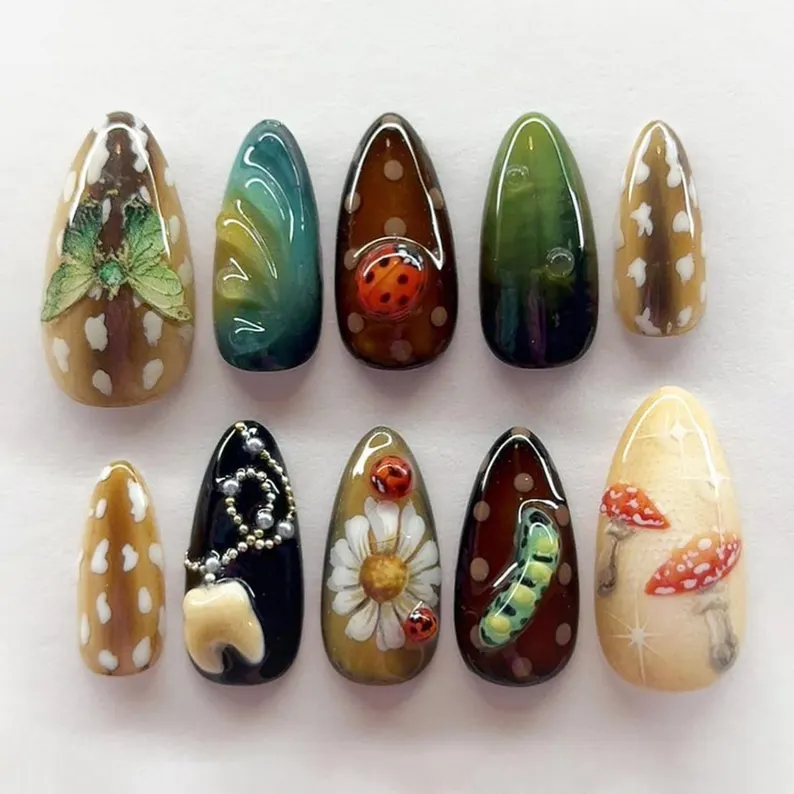 press on nails, custom press on nails, fake nails, Nails Art, stained glass nails, gold press on nails, 3d press on nails, luxury press on nails, handmade press on nails