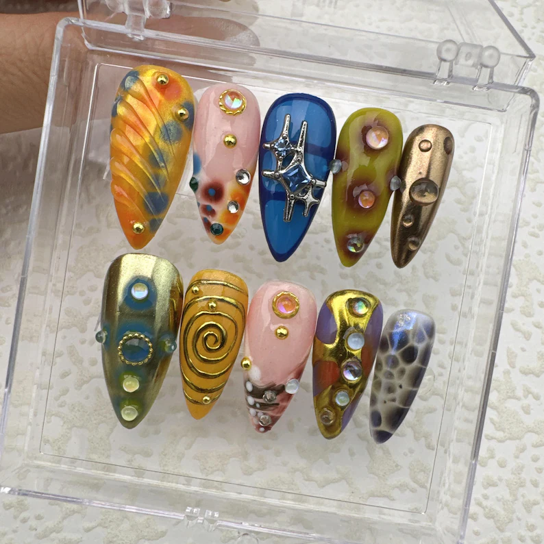 press on nails, custom press on nails, fake nails, Nails Art, stained glass nails, gold press on nails, 3d press on nails, luxury press on nails, handmade press on nails