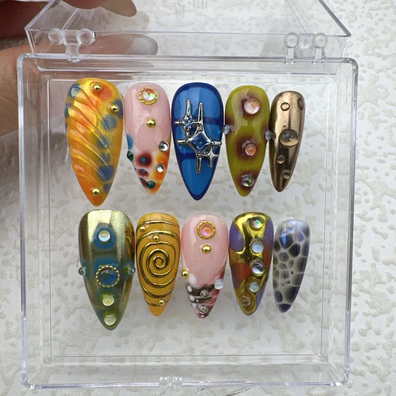 press on nails, custom press on nails, fake nails, Nails Art, stained glass nails, gold press on nails, 3d press on nails, luxury press on nails, handmade press on nails