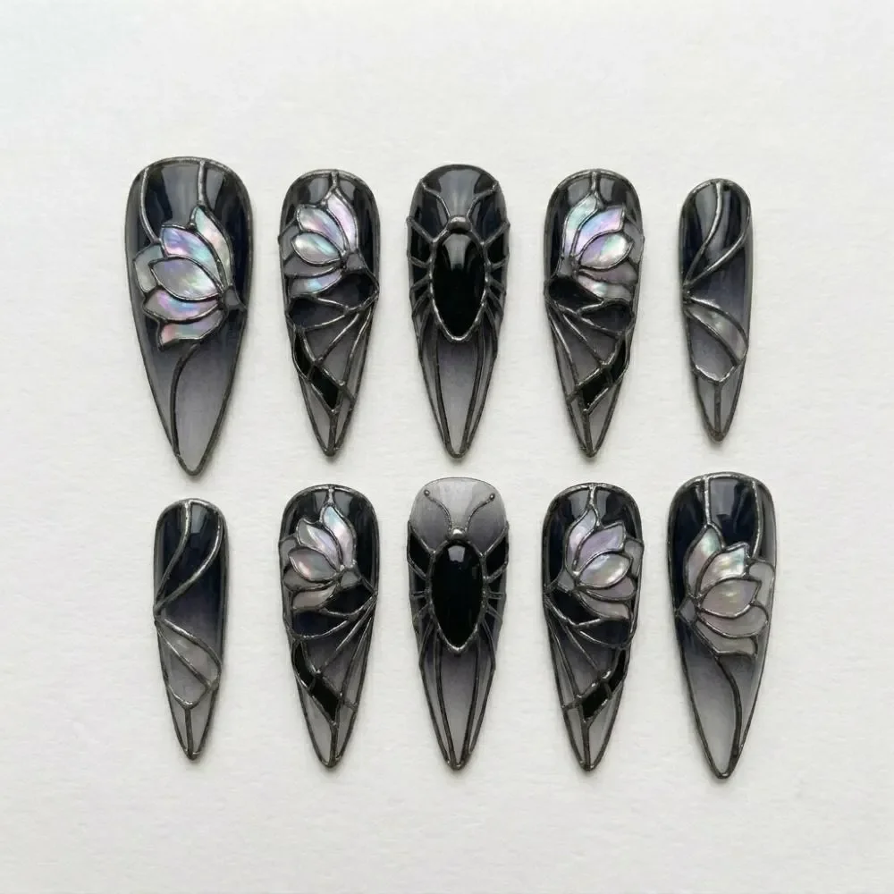 press on nails, custom press on nails, fake nails, Nails Art, stained glass nails, gold press on nails, 3d press on nails, luxury press on nails, handmade press on nails