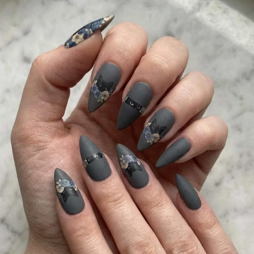 press on nails, custom press on nails, fake nails, Nails Art, stained glass nails, gold press on nails, 3d press on nails, luxury press on nails, handmade press on nails
