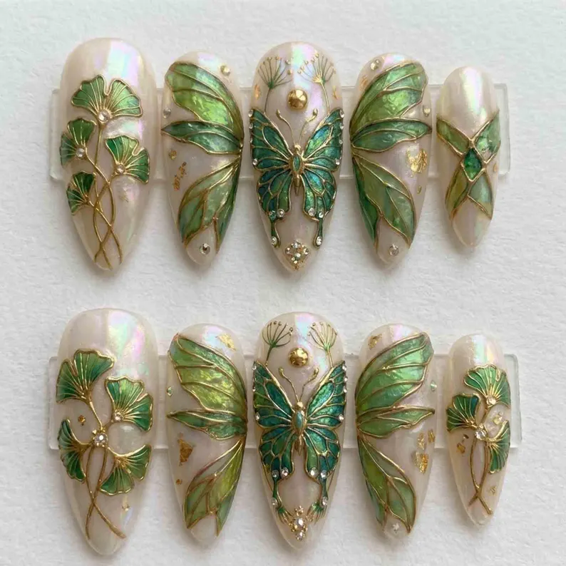 press on nails, custom press on nails, fake nails, Nails Art, stained glass nails, gold press on nails, 3d press on nails, luxury press on nails, handmade press on nails