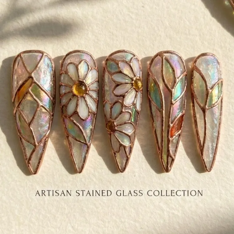 handmade stained glass, daisy press on nails, press on nails, custom press on nails, fake nails, Nails Art, stained glass nails, gold press on nails, 3d press on nails, luxury press on nails, handmade press on nails