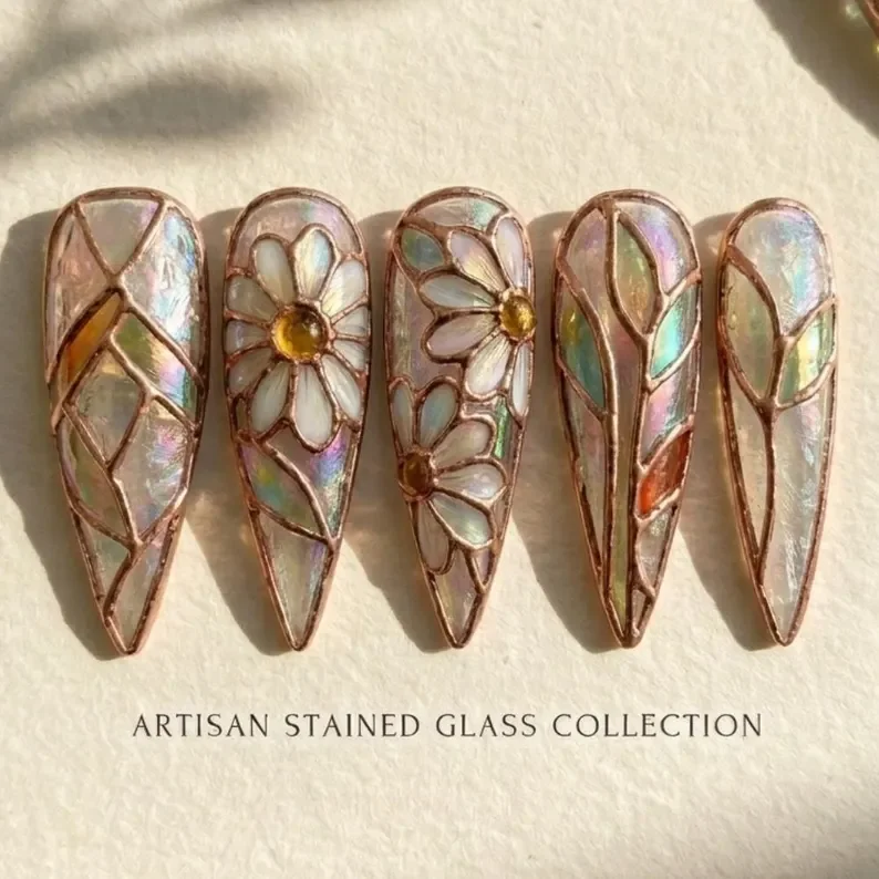handmade stained glass, daisy press on nails, press on nails, custom press on nails, fake nails, Nails Art, stained glass nails, gold press on nails, 3d press on nails, luxury press on nails, handmade press on nails