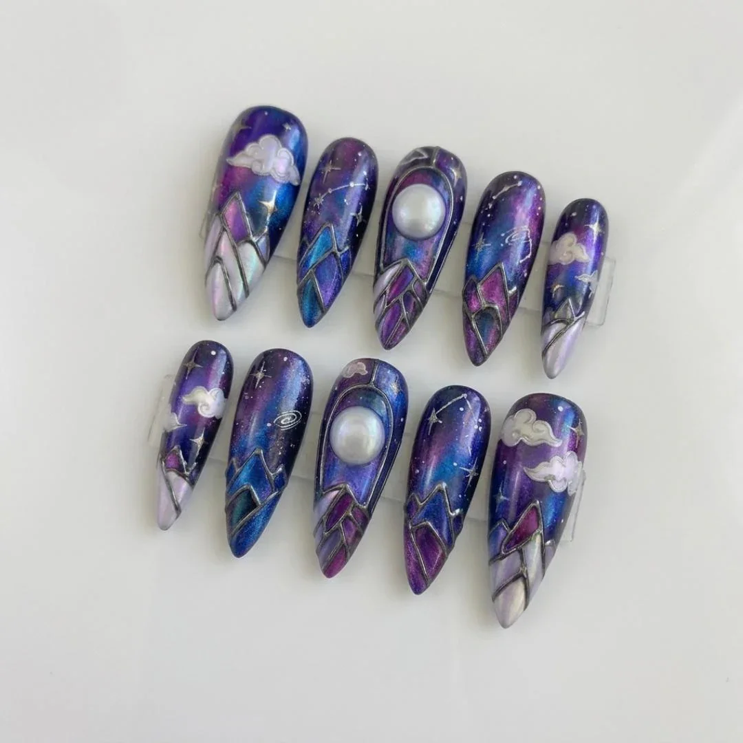 press on nails, custom press on nails, fake nails, Nails Art, stained glass nails, gold press on nails, 3d press on nails, luxury press on nails, handmade press on nails