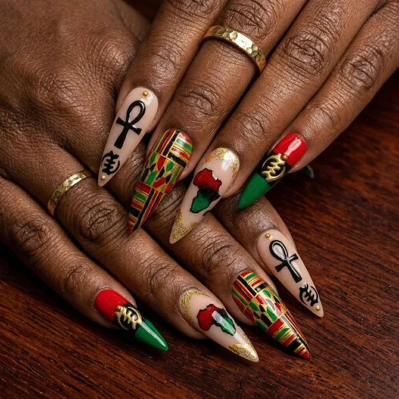 press on nails, custom press on nails, fake nails, Nails Art, stained glass nails, gold press on nails, 3d press on nails, luxury press on nails, handmade press on nails