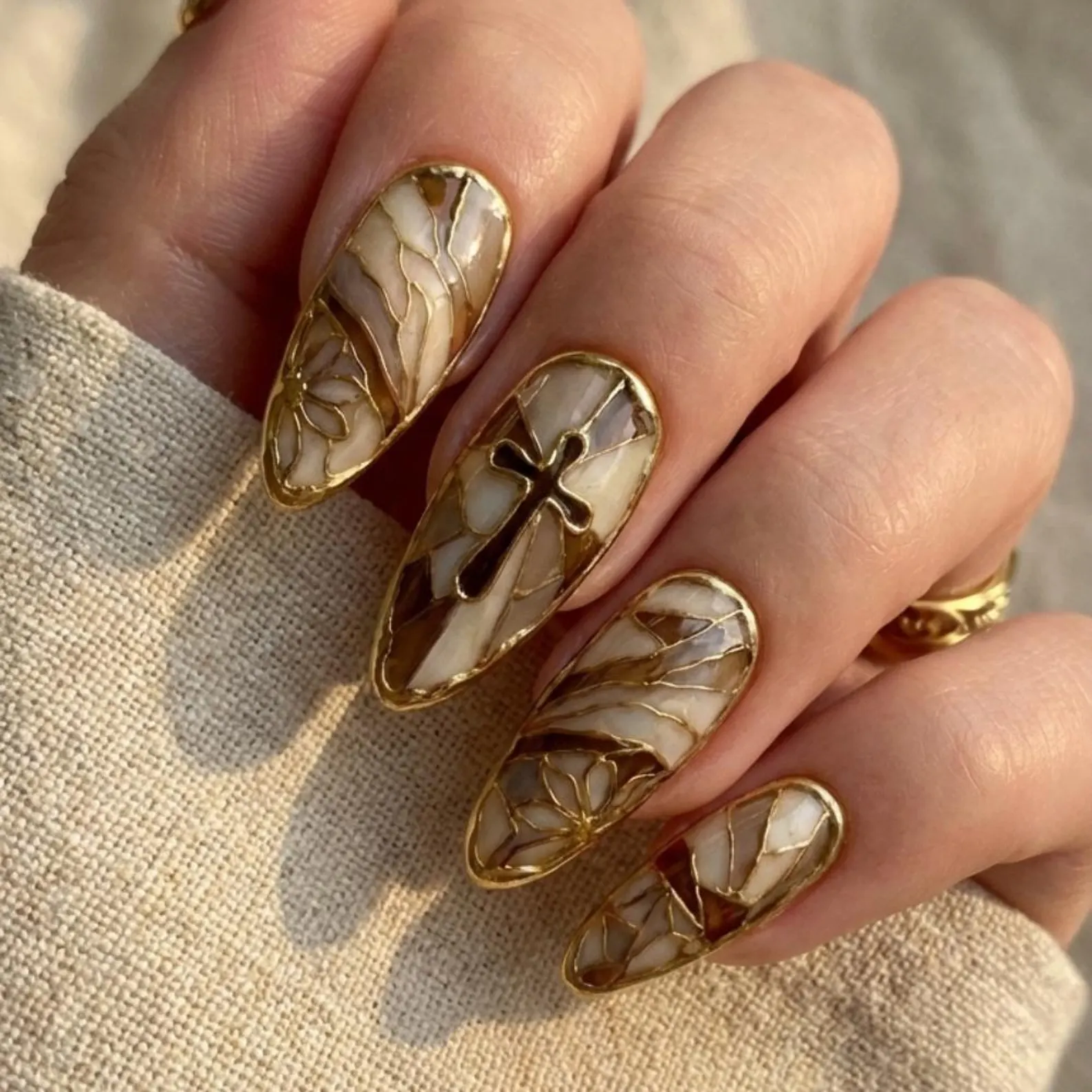 dark academia nails, press on nails, custom press on nails, fake nails, Nails Art, stained glass nails, gold press on nails, 3d press on nails, luxury press on nails, handmade press on nails