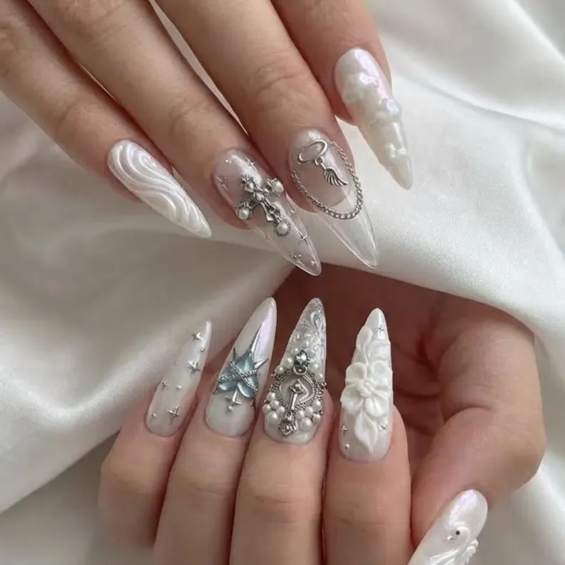 halo accent nails, heavenly realm nails, press on nails, custom press on nails, fake nails, Nails Art, stained glass nails, gold press on nails, 3d press on nails, luxury press on nails, handmade press on nails