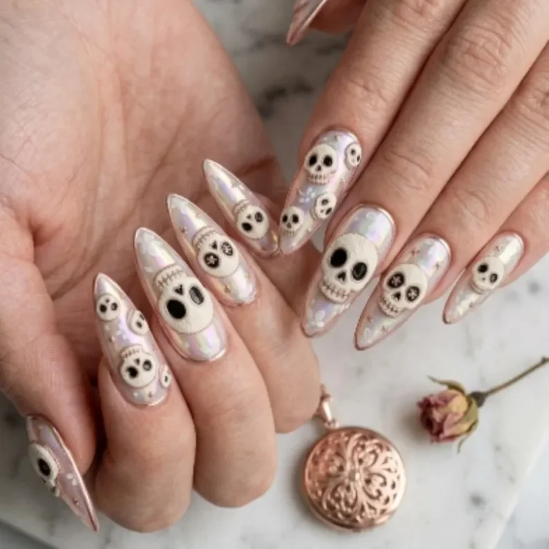 press on nails, custom press on nails, fake nails, Nails Art, stained glass nails, gold press on nails, 3d press on nails, luxury press on nails, handmade press on nails
