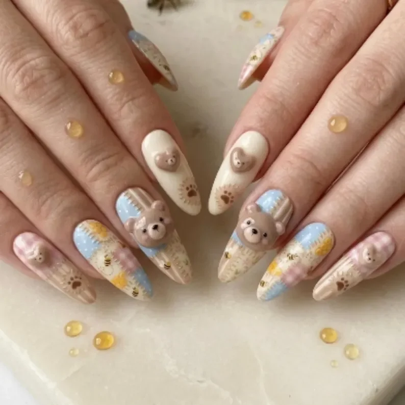 quilt nail art, honeybee nails, press on nails, custom press on nails, fake nails, Nails Art, stained glass nails, gold press on nails, 3d press on nails, luxury press on nails, handmade press on nails