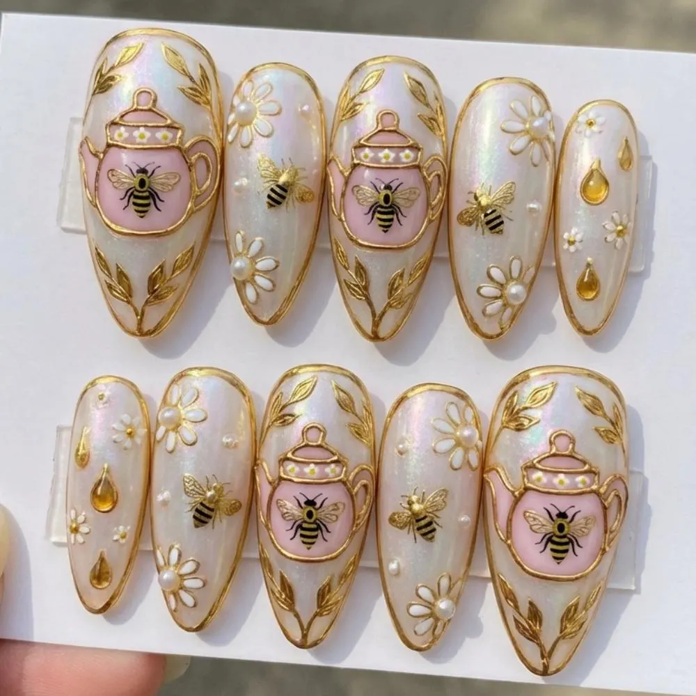 press on nails, custom press on nails, fake nails, Nails Art, stained glass nails, gold press on nails, 3d press on nails, luxury press on nails, handmade press on nails