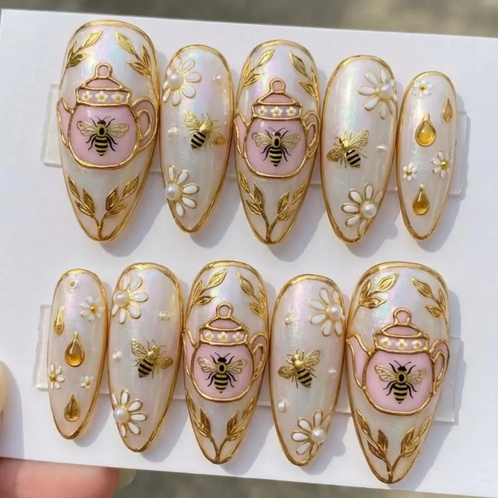 press on nails, custom press on nails, fake nails, Nails Art, stained glass nails, gold press on nails, 3d press on nails, luxury press on nails, handmade press on nails