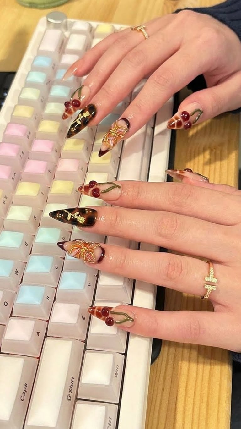 Elegant Floral Art Nail Set