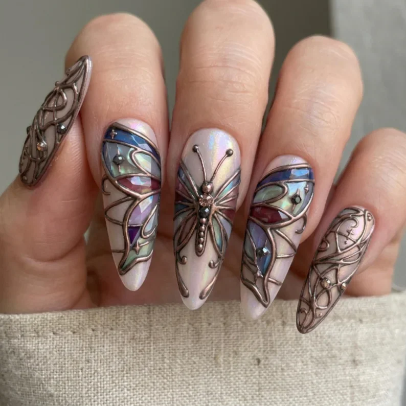press on nails, custom press on nails, fake nails, Nails Art, stained glass nails, gold press on nails, 3d press on nails, luxury press on nails, handmade press on nails