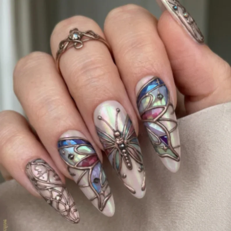 press on nails, custom press on nails, fake nails, Nails Art, stained glass nails, gold press on nails, 3d press on nails, luxury press on nails, handmade press on nails