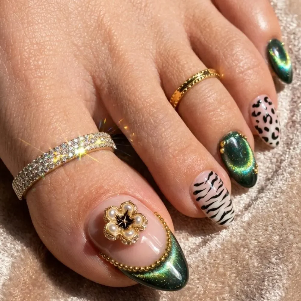 iridescent cat-eye, press on toes, press on nails, custom press on nails, fake nails, Nails Art, stained glass nails, gold press on nails, 3d press on nails, luxury press on nails, handmade press on nails