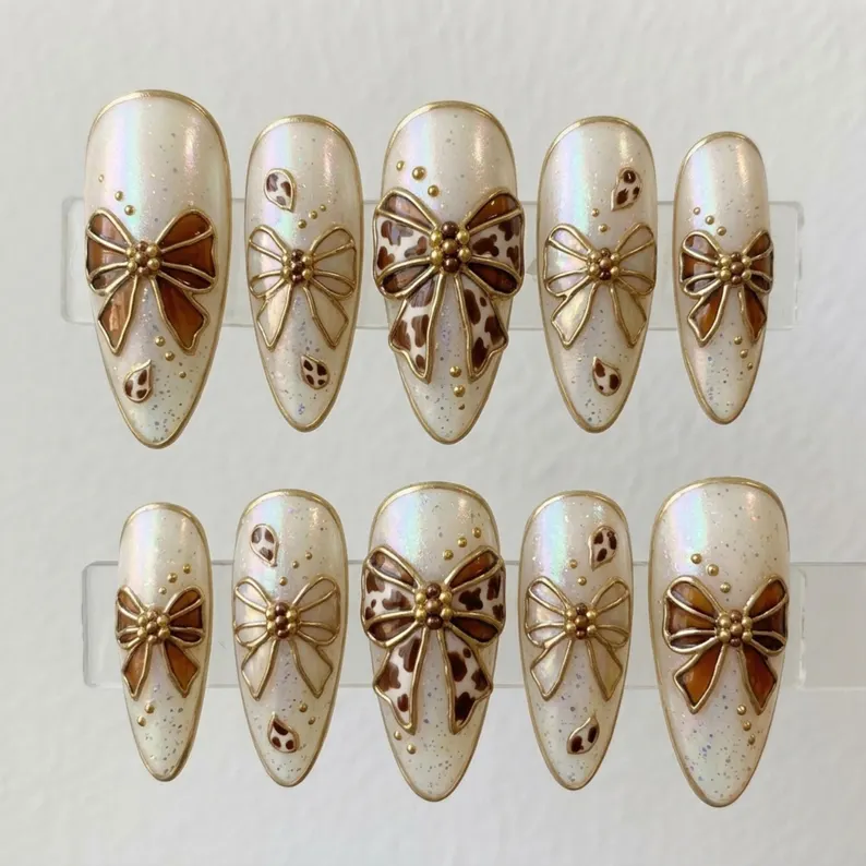 press on nails, custom press on nails, fake nails, Nails Art, stained glass nails, gold press on nails, 3d press on nails, luxury press on nails, handmade press on nails