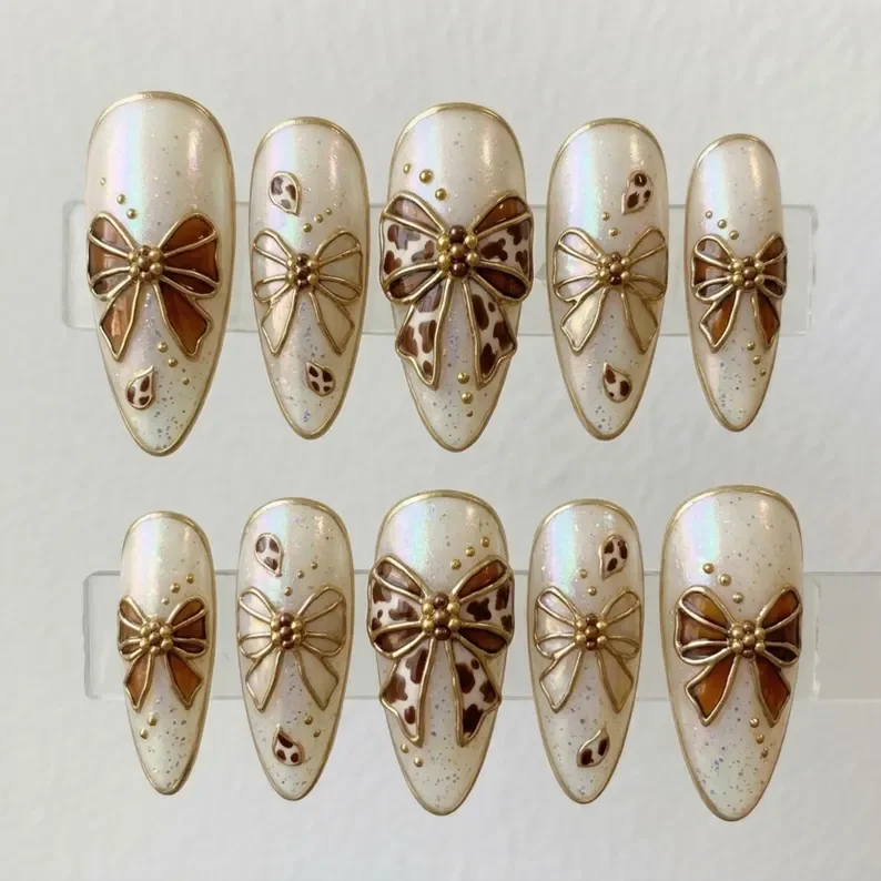 press on nails, custom press on nails, fake nails, Nails Art, stained glass nails, gold press on nails, 3d press on nails, luxury press on nails, handmade press on nails