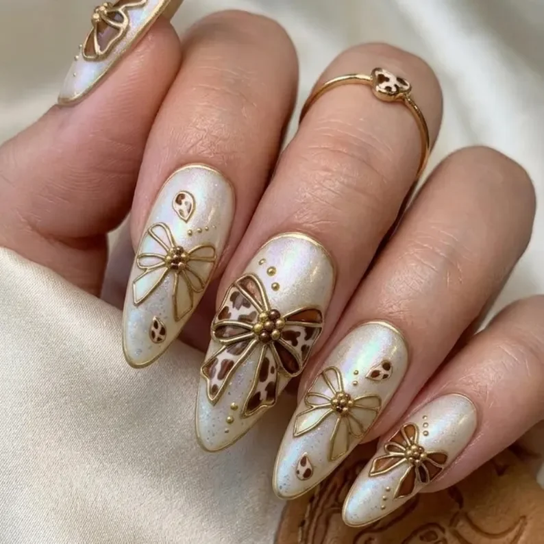 press on nails, custom press on nails, fake nails, Nails Art, stained glass nails, gold press on nails, 3d press on nails, luxury press on nails, handmade press on nails