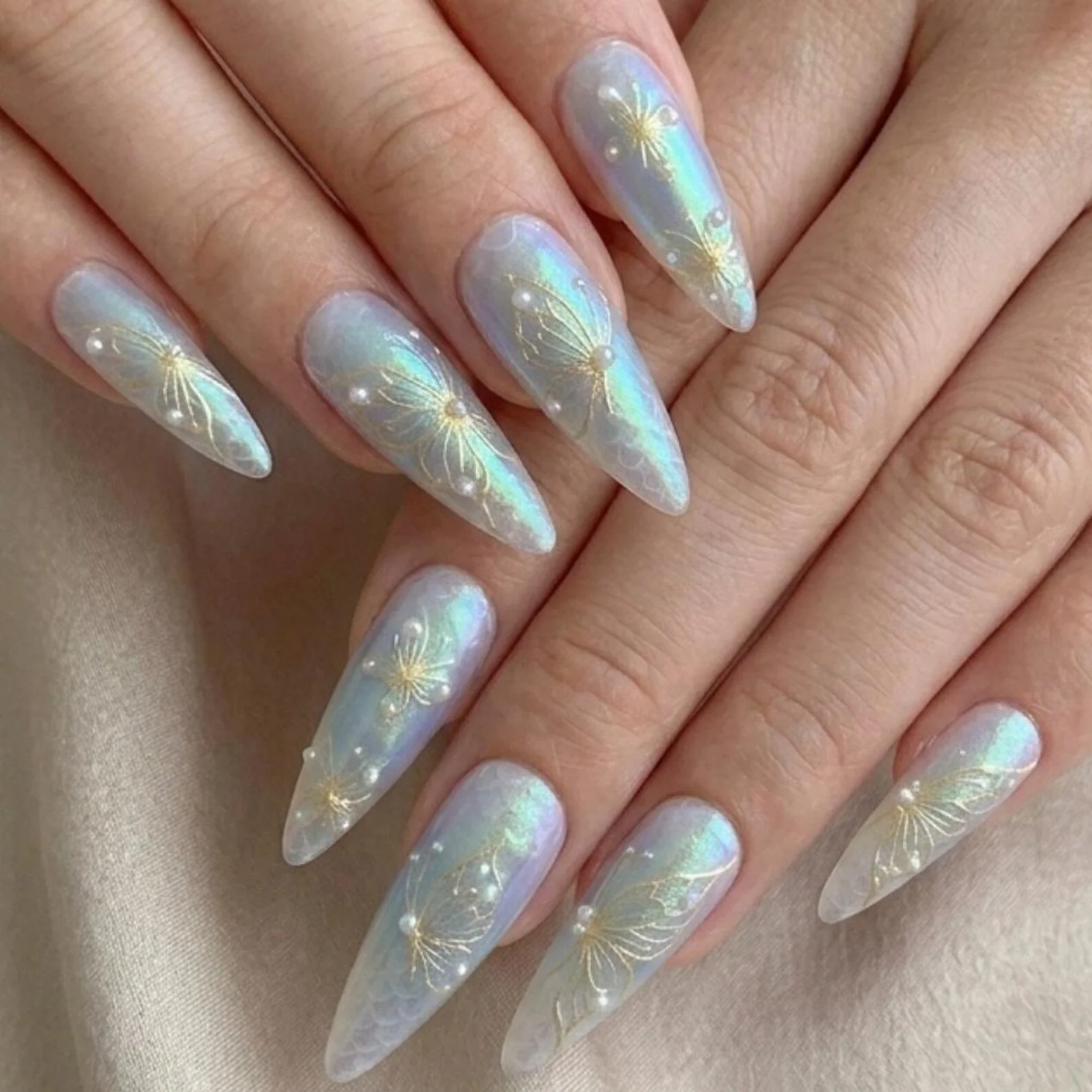 shimmer nail set, iridescent nail art, press on nails, custom press on nails, fake nails, Nails Art, stained glass nails, gold press on nails, 3d press on nails, luxury press on nails, handmade press on nails