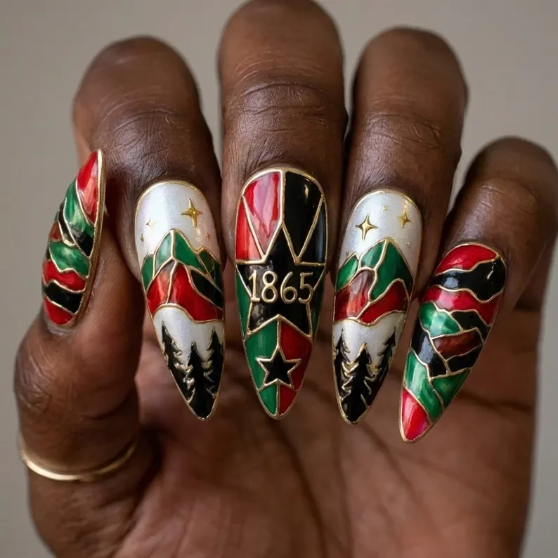 press on nails, custom press on nails, fake nails, Nails Art, stained glass nails, gold press on nails, 3d press on nails, luxury press on nails, handmade press on nails