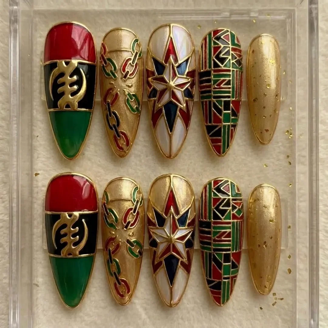 press on nails, custom press on nails, fake nails, Nails Art, stained glass nails, gold press on nails, 3d press on nails, luxury press on nails, handmade press on nails