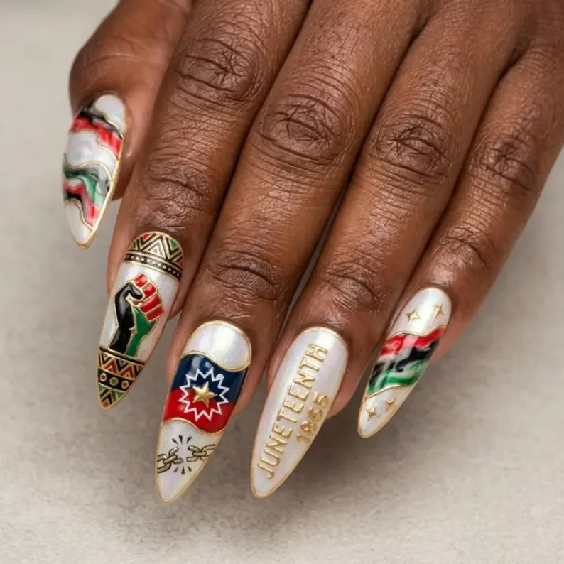 press on nails, custom press on nails, fake nails, Nails Art, stained glass nails, gold press on nails, 3d press on nails, luxury press on nails, handmade press on nails