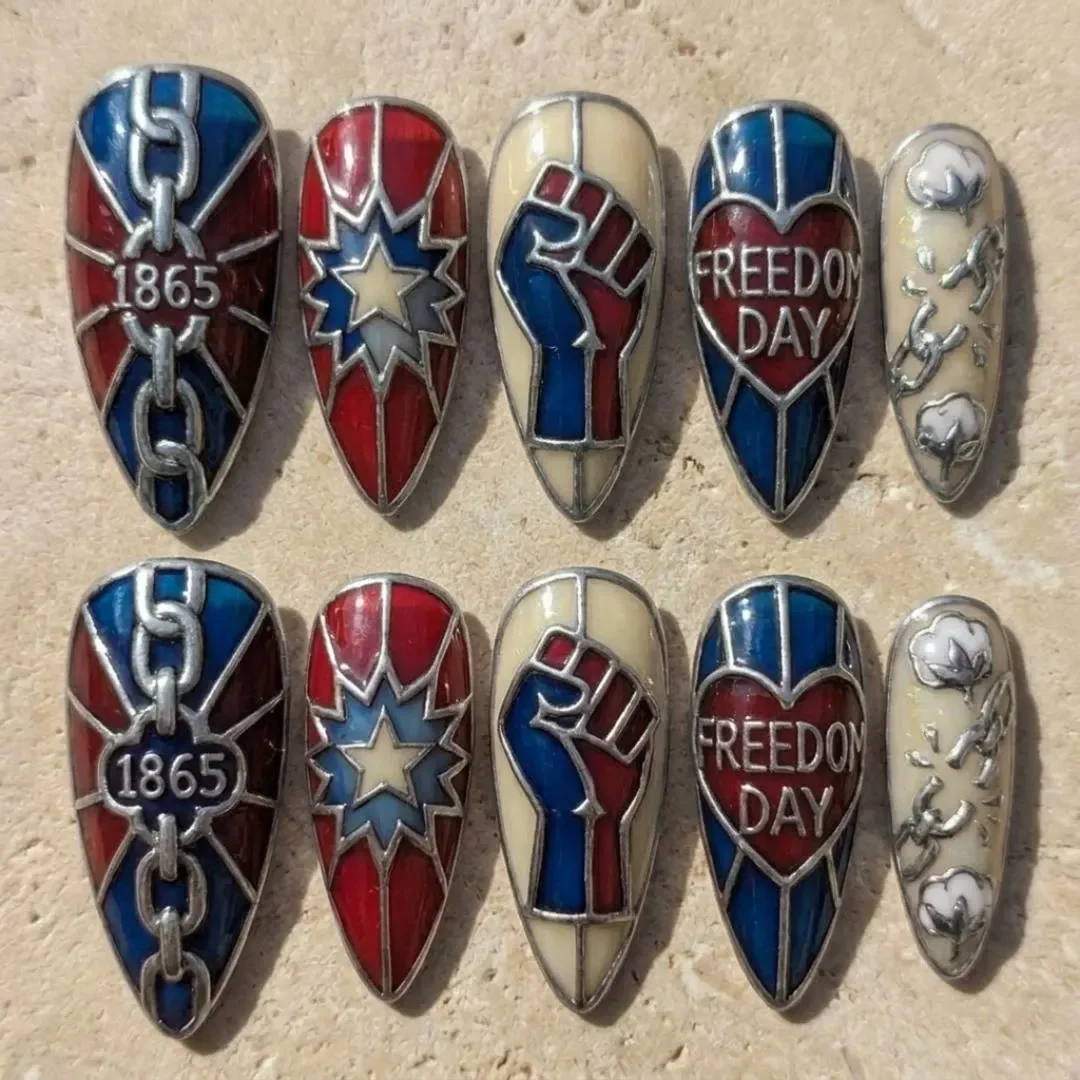 press on nails, custom press on nails, fake nails, Nails Art, stained glass nails, gold press on nails, 3d press on nails, luxury press on nails, handmade press on nails
