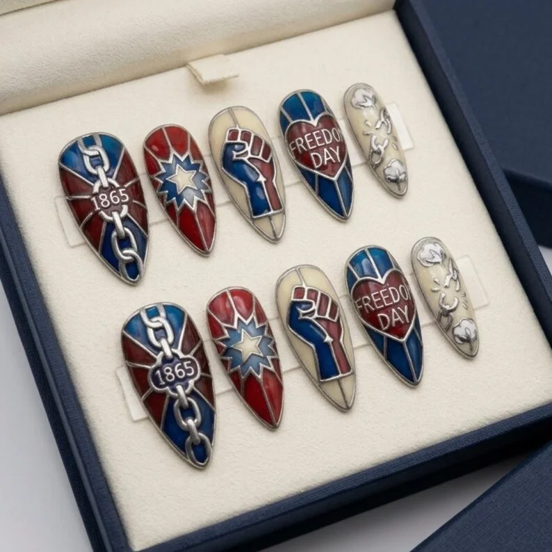 press on nails, custom press on nails, fake nails, Nails Art, stained glass nails, gold press on nails, 3d press on nails, luxury press on nails, handmade press on nails