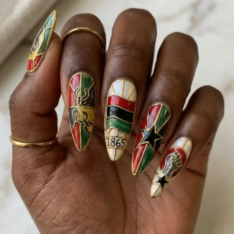 press on nails, custom press on nails, fake nails, Nails Art, stained glass nails, gold press on nails, 3d press on nails, luxury press on nails, handmade press on nails