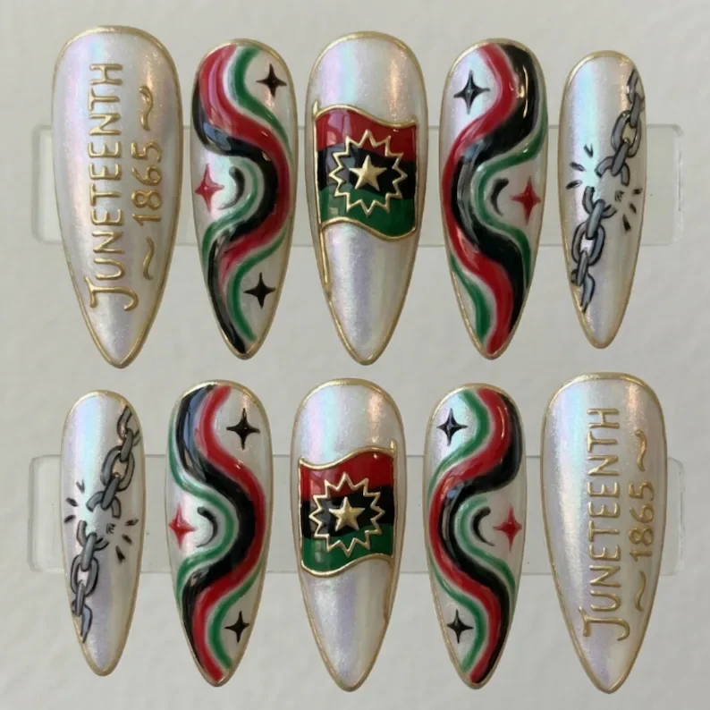 press on nails, custom press on nails, fake nails, Nails Art, stained glass nails, gold press on nails, 3d press on nails, luxury press on nails, handmade press on nails