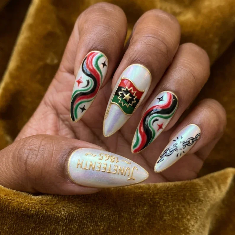 press on nails, custom press on nails, fake nails, Nails Art, stained glass nails, gold press on nails, 3d press on nails, luxury press on nails, handmade press on nails