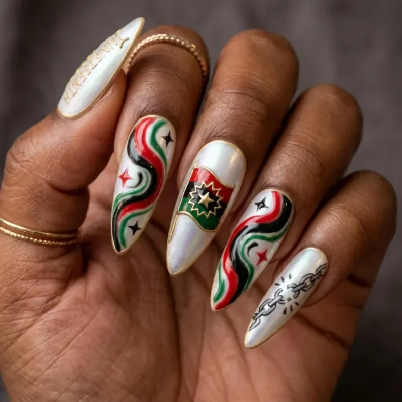 press on nails, custom press on nails, fake nails, Nails Art, stained glass nails, gold press on nails, 3d press on nails, luxury press on nails, handmade press on nails