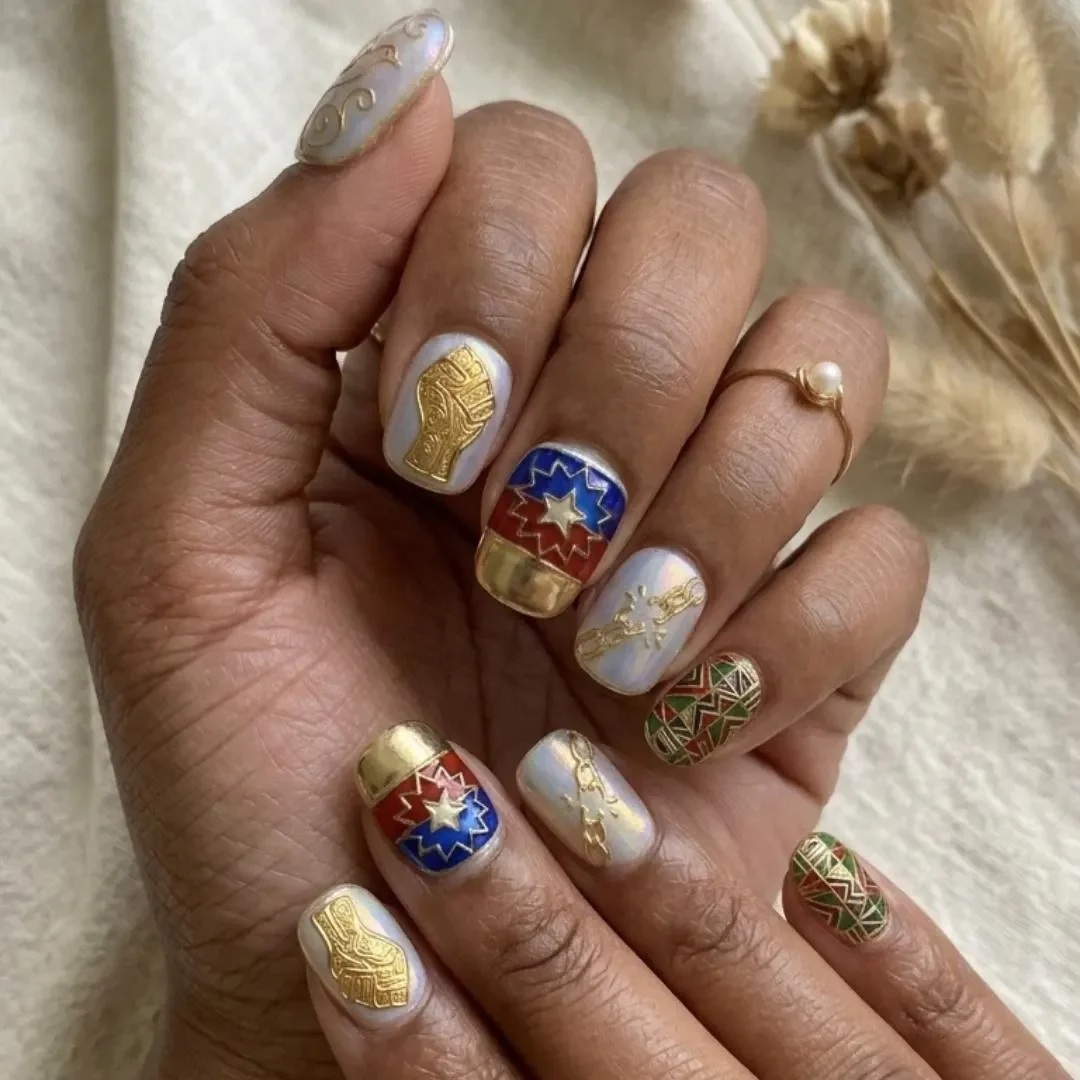 press on nails, custom press on nails, fake nails, Nails Art, stained glass nails, gold press on nails, 3d press on nails, luxury press on nails, handmade press on nails