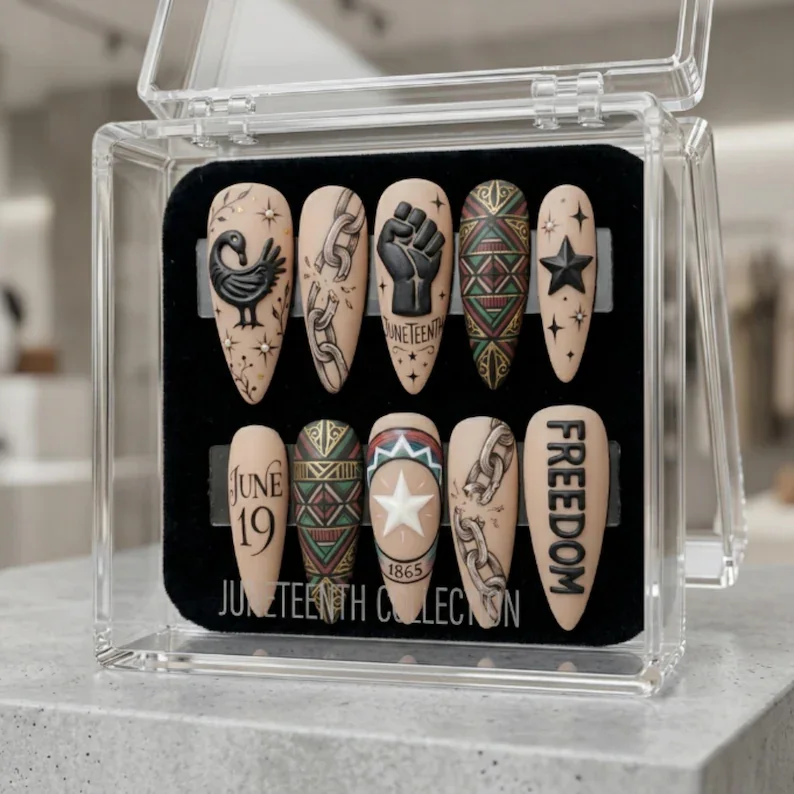 press on nails, custom press on nails, fake nails, Nails Art, stained glass nails, gold press on nails, 3d press on nails, luxury press on nails, handmade press on nails