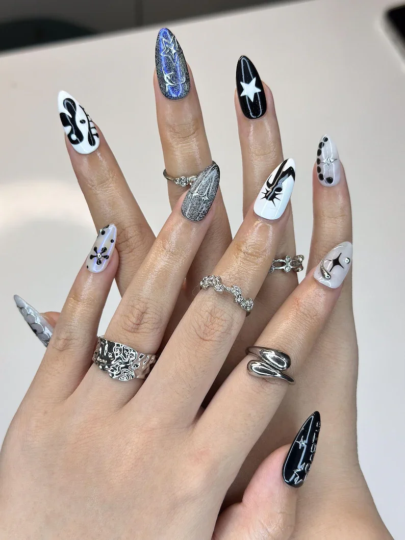 press on nails, custom press on nails, fake nails, Nails Art, stained glass nails, gold press on nails, 3d press on nails, luxury press on nails, handmade press on nails