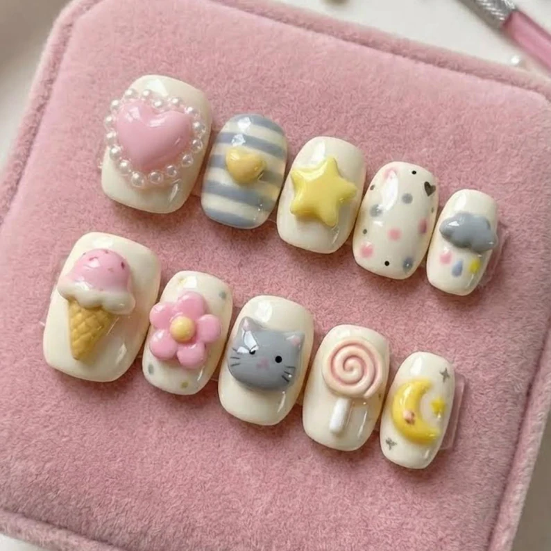ice cream nails, lollipop nails, press on nails, custom press on nails, fake nails, Nails Art, stained glass nails, gold press on nails, 3d press on nails, luxury press on nails, handmade press on nails