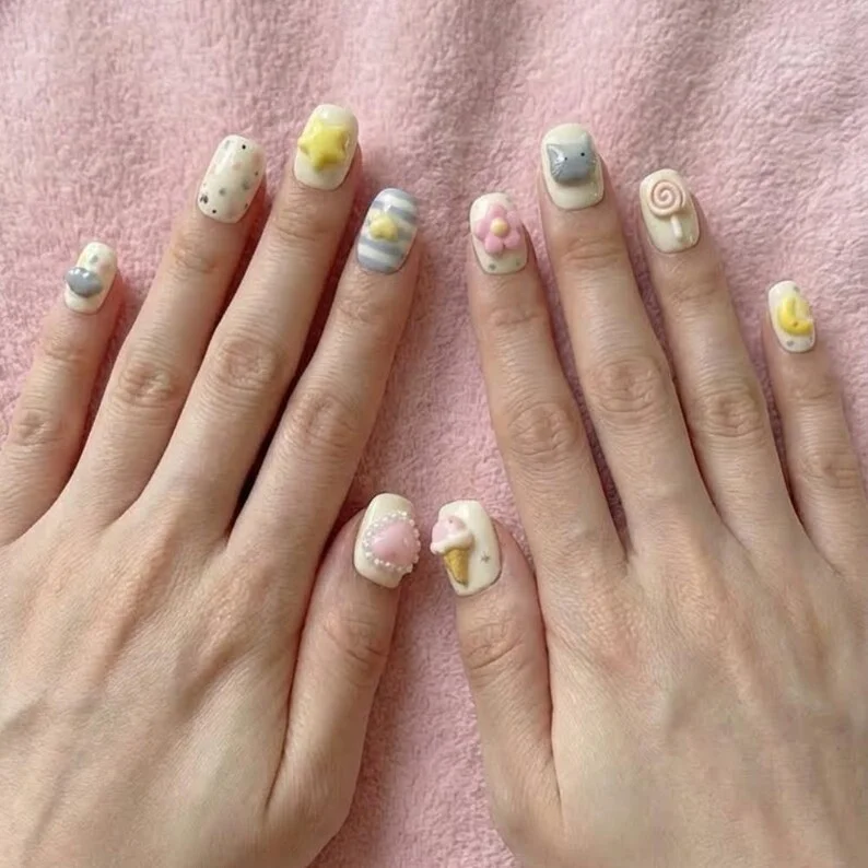 ice cream nails, lollipop nails, press on nails, custom press on nails, fake nails, Nails Art, stained glass nails, gold press on nails, 3d press on nails, luxury press on nails, handmade press on nails