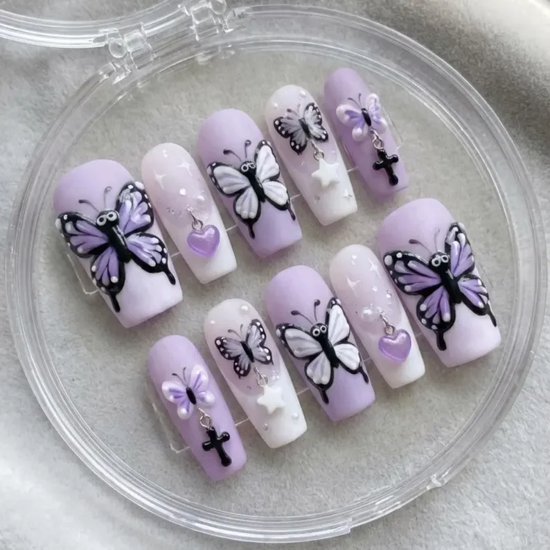 press on nails, custom press on nails, fake nails, Nails Art, stained glass nails, gold press on nails, 3d press on nails, luxury press on nails, handmade press on nails