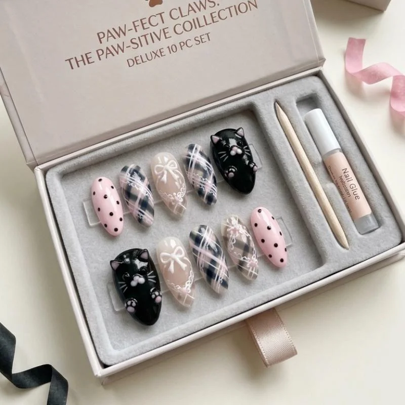 handmade false nails, cat lover gift, press on nails, custom press on nails, fake nails, Nails Art, stained glass nails, gold press on nails, 3d press on nails, luxury press on nails, handmade press on nails