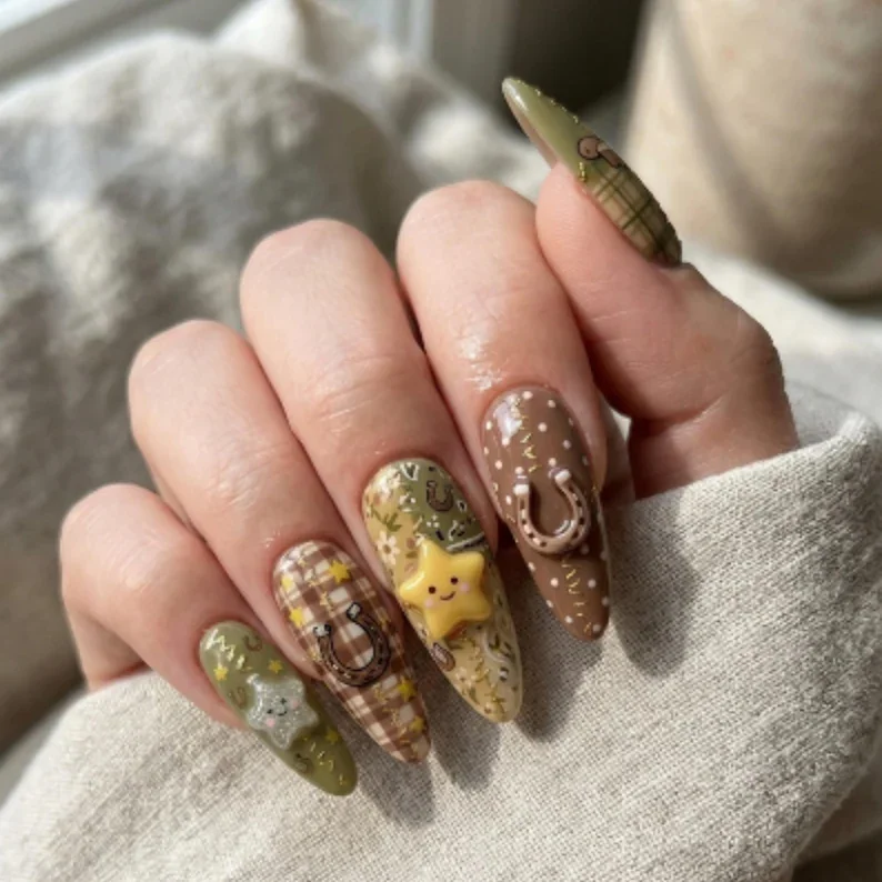 western quilt set, quilt patchwork, press on nails, custom press on nails, fake nails, Nails Art, stained glass nails, gold press on nails, 3d press on nails, luxury press on nails, handmade press on nails