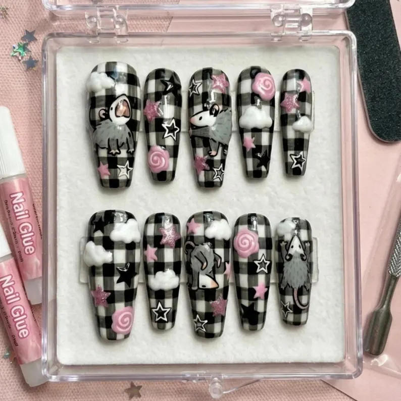 press on nails, custom press on nails, fake nails, Nails Art, stained glass nails, gold press on nails, 3d press on nails, luxury press on nails, handmade press on nails