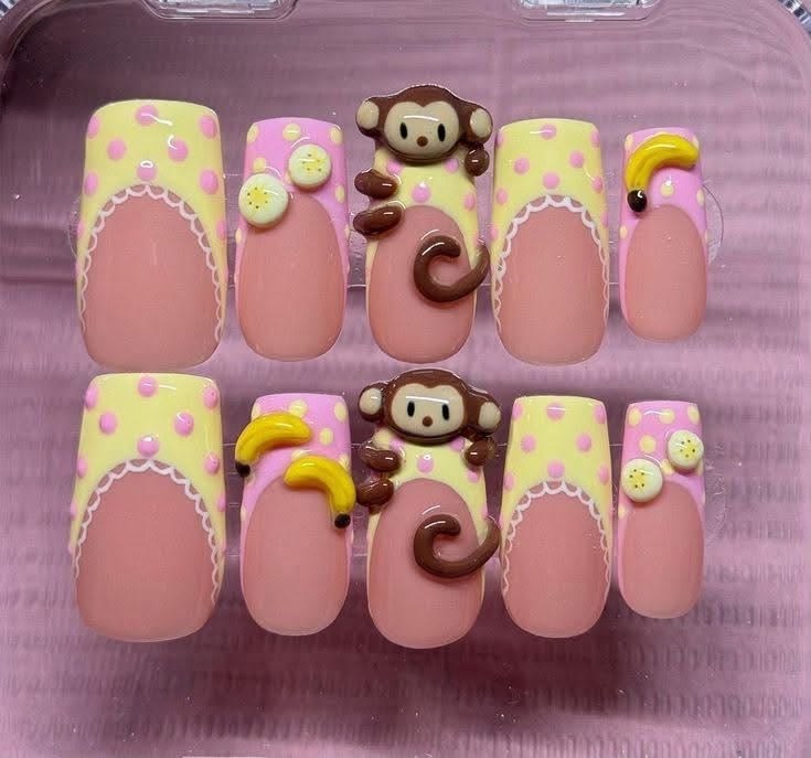 press on nails, custom press on nails, fake nails, Nails Art, stained glass nails, gold press on nails, 3d press on nails, luxury press on nails, handmade press on nails