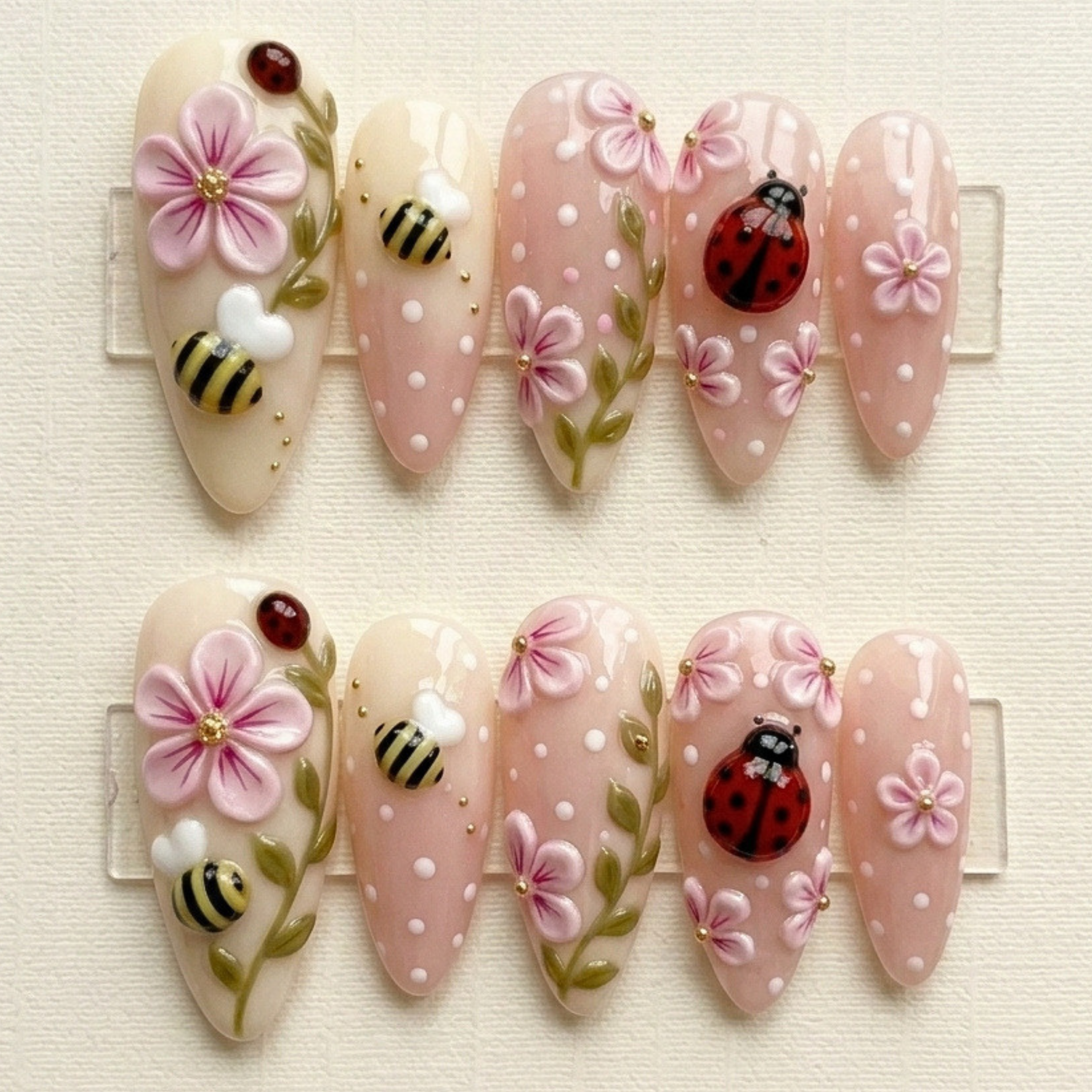 press on nails, custom press on nails, fake nails, Nails Art, stained glass nails, gold press on nails, 3d press on nails, luxury press on nails, handmade press on nails
