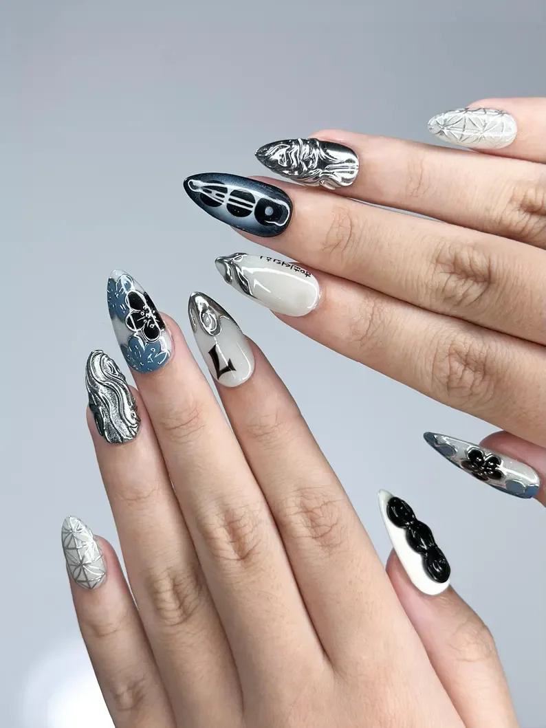 press on nails, custom press on nails, fake nails, Nails Art, stained glass nails, gold press on nails, 3d press on nails, luxury press on nails, handmade press on nails