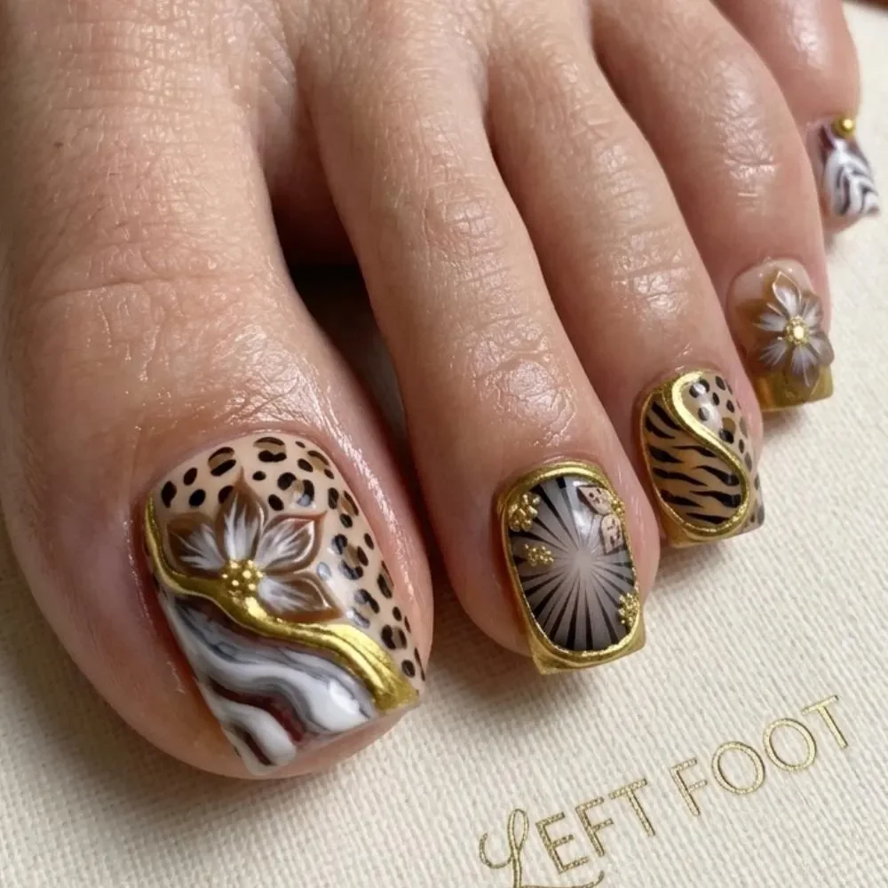 leopard floral press on, press on toes, press on nails, custom press on nails, fake nails, Nails Art, stained glass nails, gold press on nails, 3d press on nails, luxury press on nails, handmade press on nails