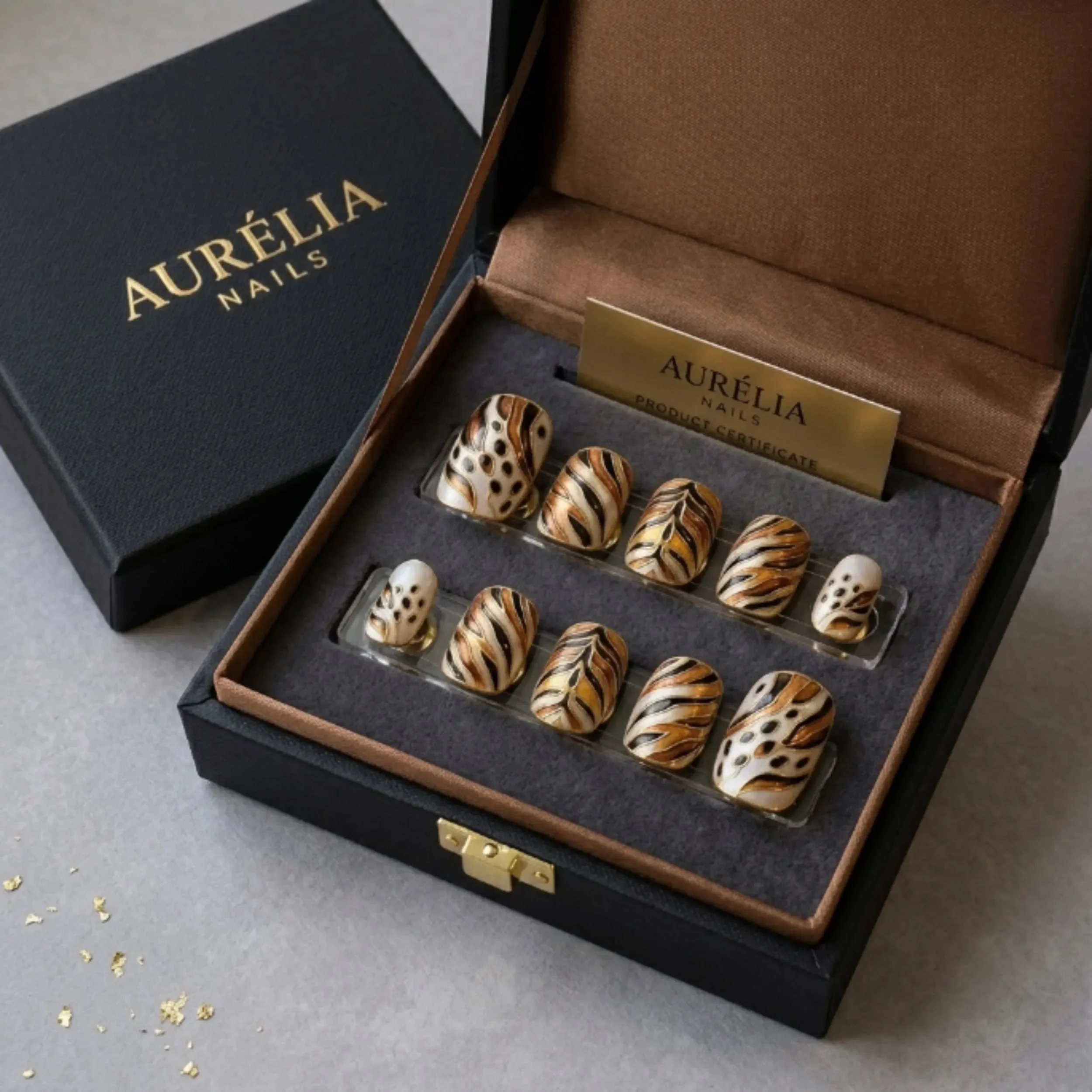 leopard tiger intaglio, hand-painted 3D, press on nails, custom press on nails, fake nails, Nails Art, stained glass nails, gold press on nails, 3d press on nails, luxury press on nails, handmade press on nails