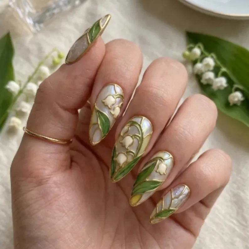 Press On Nails, 3D Gold Nails, press on nails, custom press on nails, fake nails, Nails Art, stained glass nails, gold press on nails, 3d press on nails, luxury press on nails, handmade press on nails